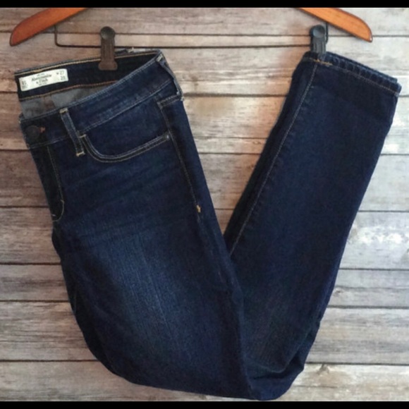 Abercrombie & Fitch Denim - 🎉3/$20🎉 Abercrombie Super Skinny 4S